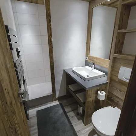 Les Chalets De Solaise B03